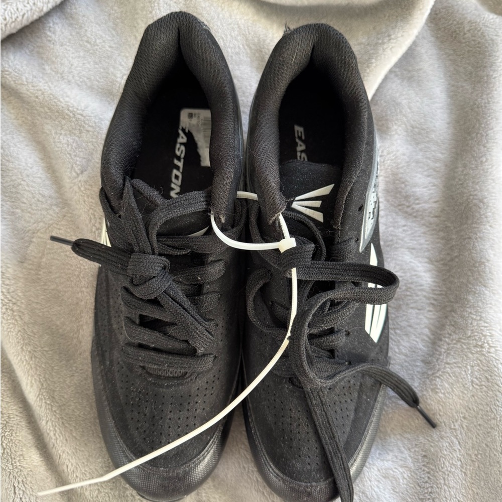 Easton Men's Black Athletic Shoes